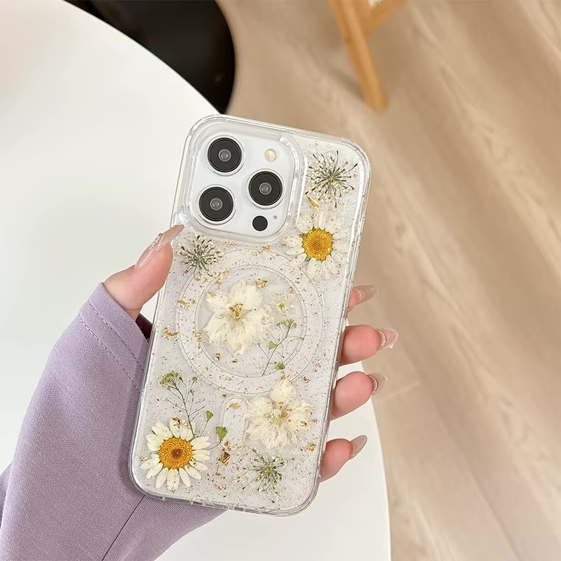 Nico Daisy Flower Strong Case| iPhone 16 Pro